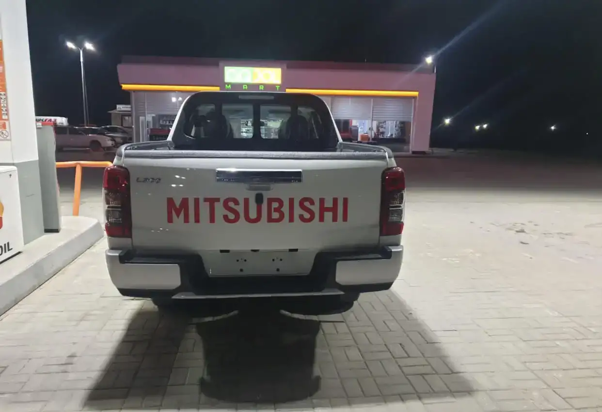 Mitsubishi L200, фотография 3