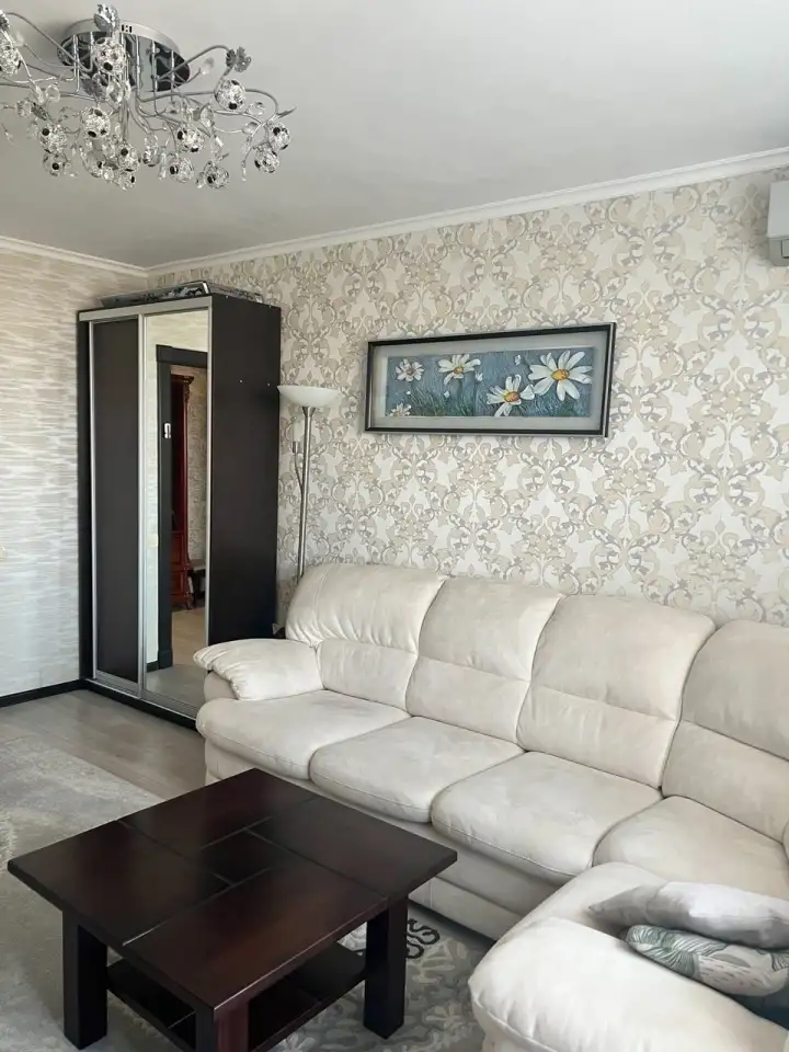 3-х комнатная квартира в городе Луганск квартал Ленинского Комсомола, 83,00 м², 7 эт., квартал Ленинского Комсомола, фотография 2