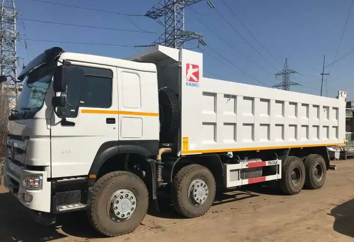 Самосвал Howo 8x4 ZZ3407S3867D в Тольятти от официального представителя завода в РФ, фотография 1