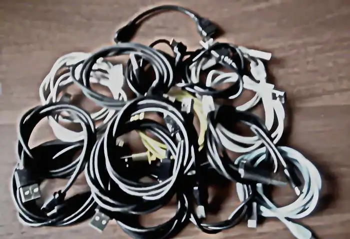 Провода (USB и пр) для аудио видео и компьютеров, фотография 3
