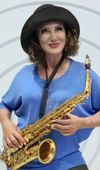 Соло на саксофоне Ladi Sax  Show Woman, фотография 14