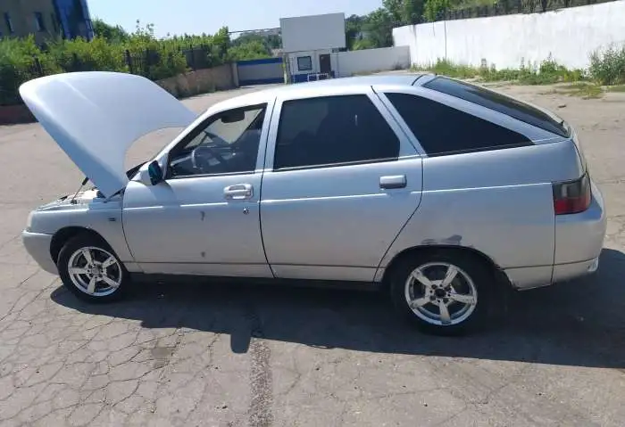 Продажу авто Лада 2112, фотография 3