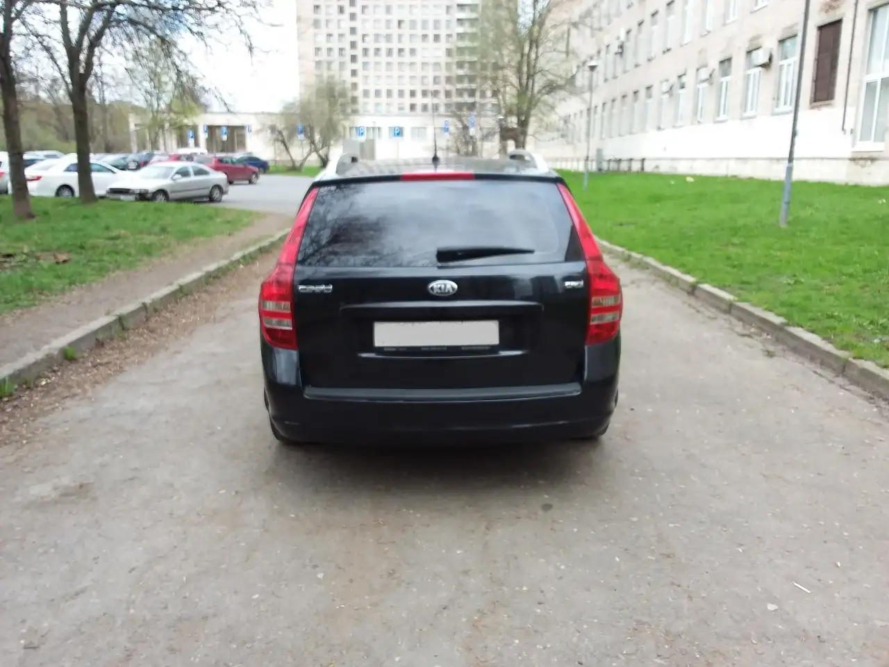 Kia Ceed 2009 1.6 МТ Tdi универсал, фотография 6