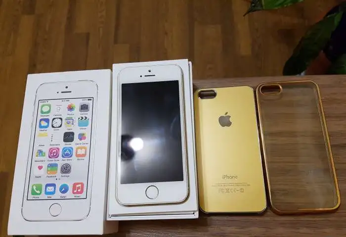 Продам iPhonr 5s gold 16Gb, фотография 1