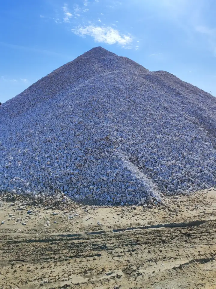 Щебень от 1 до 40 тонн в наличии, фотография 2