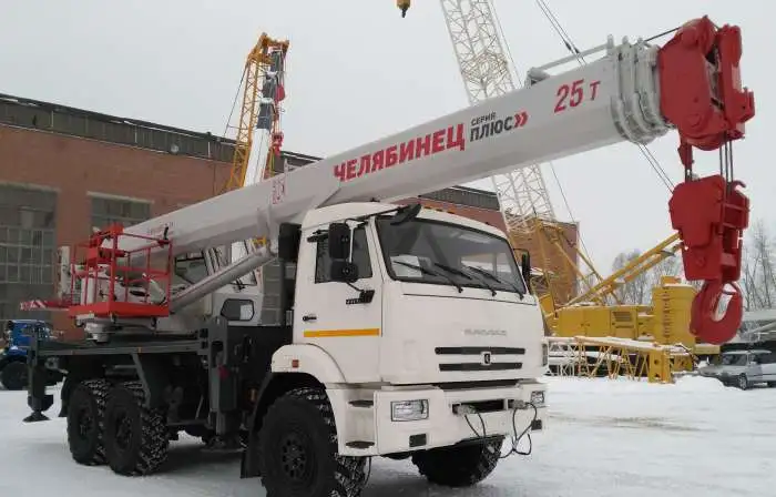 Автокран Челябинец КС-55732-22шасси-43118, фотография 2