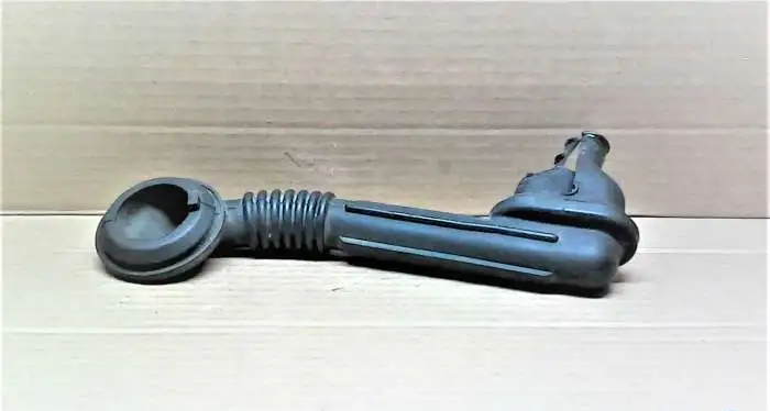 Гофрированный чехол проводки двери - Subaru Legasy, фотография 4