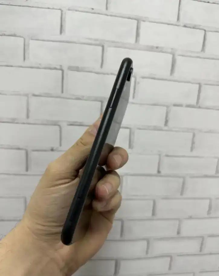 IPhone Xr 128 Gb Black Neverlock, фотография 2