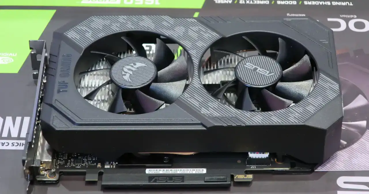 Видеокарта Asus GeForce GTX 1650 Super OC, фотография 1