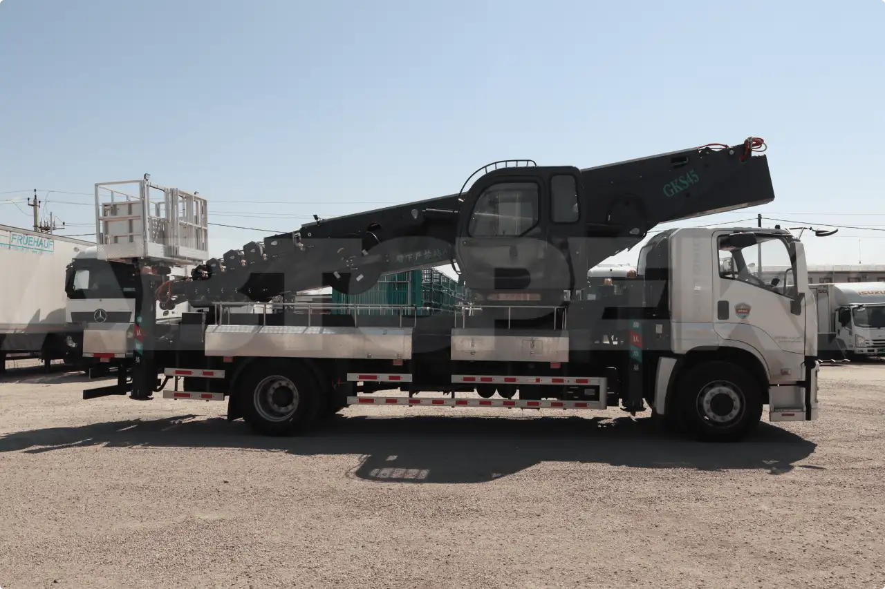 Автовышка GKS45 45 м Isuzu, 2024, фотография 2