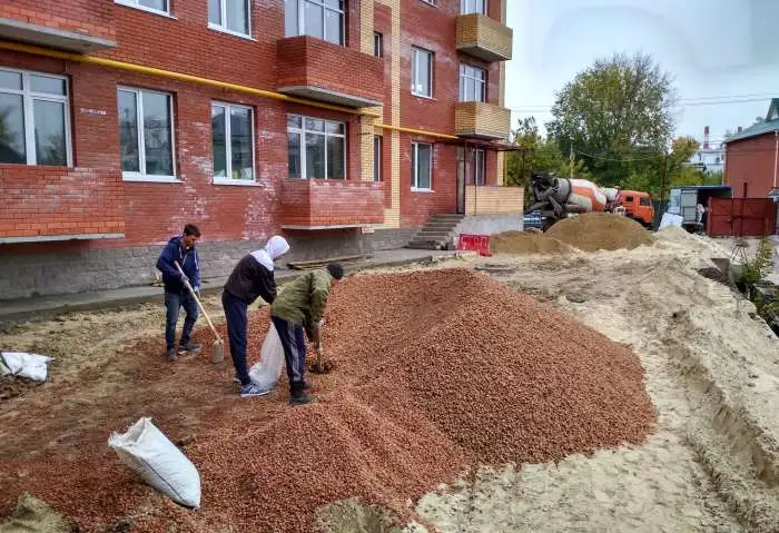 Разнорабочие, фотография 4