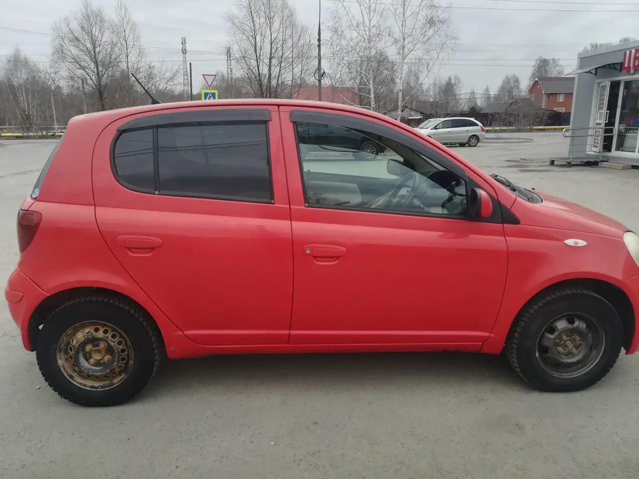 Продам авто Toyota Vitz, фотография 4