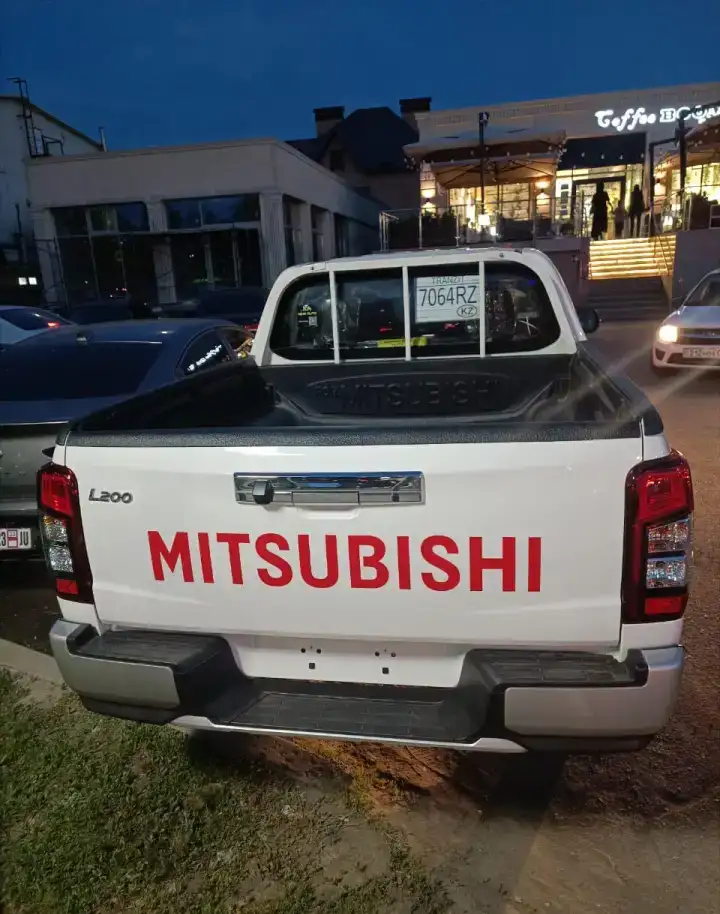 Mitsubishi L200, фотография 4