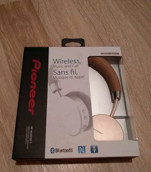 Беспроводные наушники Pioneer SE-MJ561BT, фотография 2