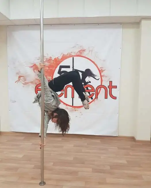 Коллективные и индивидуальные тренировки pole dance, стрейчинг, фотография 2