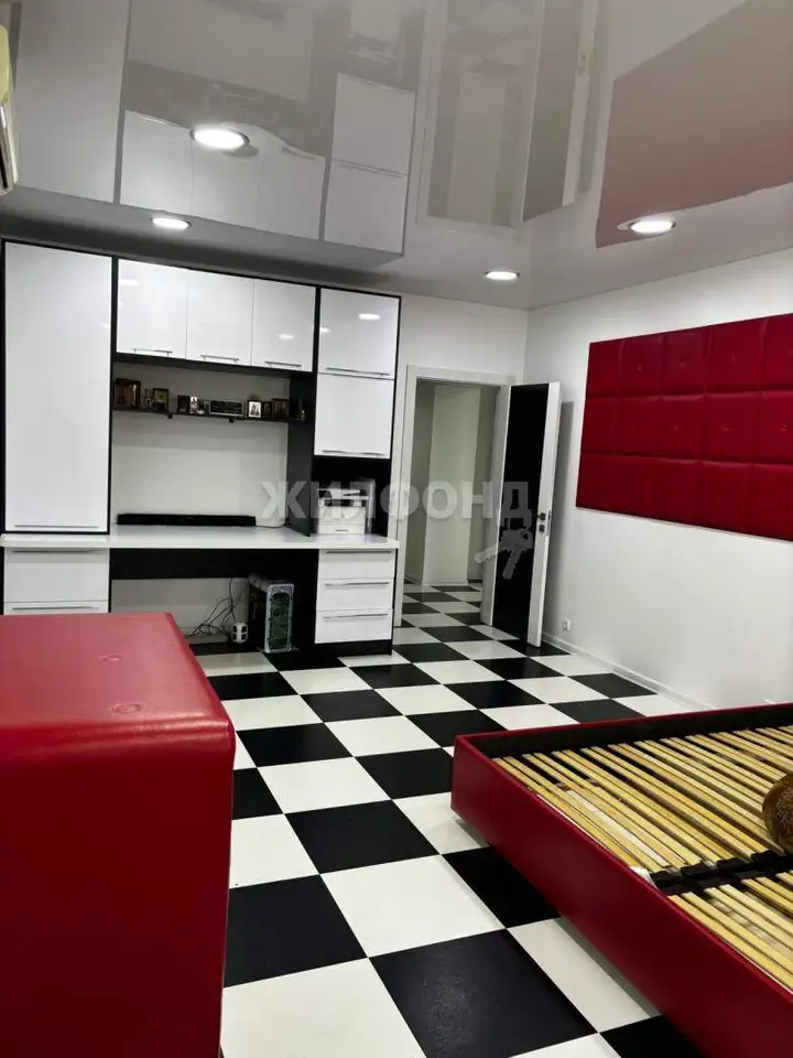 Продается 3-комн. квартира 119.2 кв.м., фотография 5