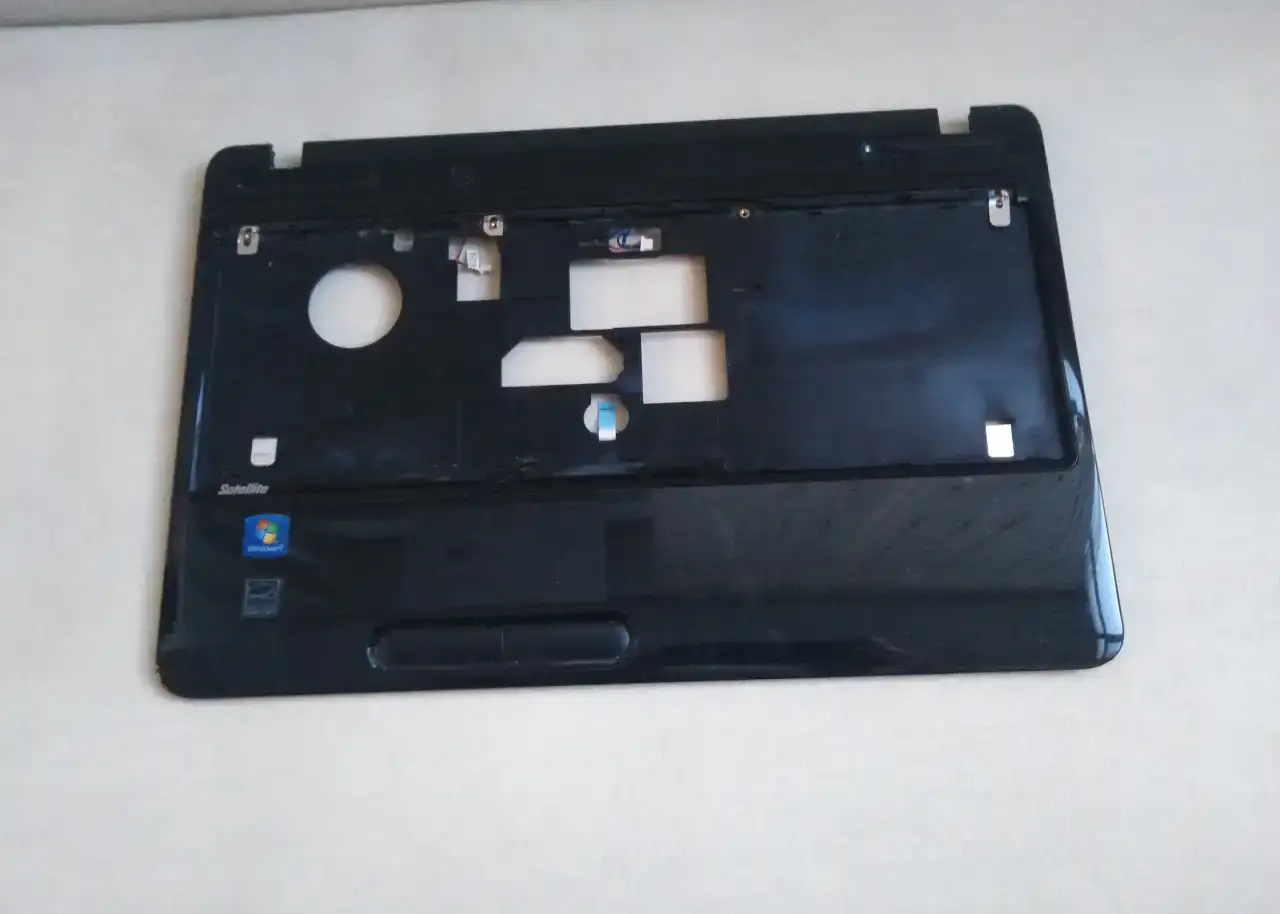 Toshiba Satellite L650 L655 L650D топкейс V000210750, фотография 1