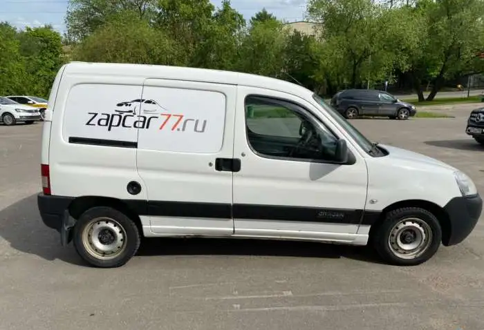 Citroen Berlingo 2008, фотография 5