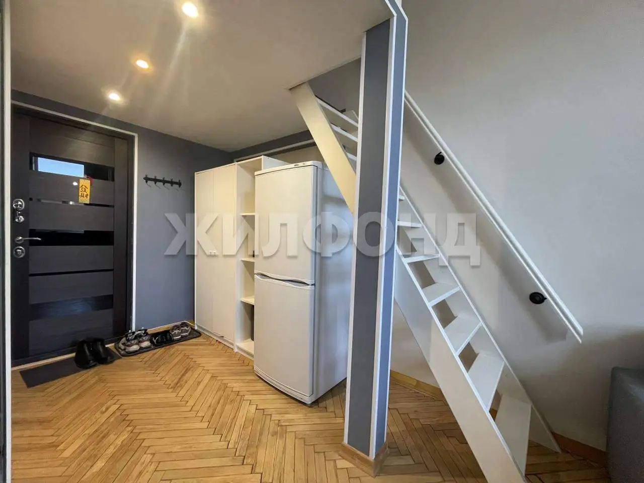 Продается комната 22.4 м2 в 4 ком.кв., фотография 3