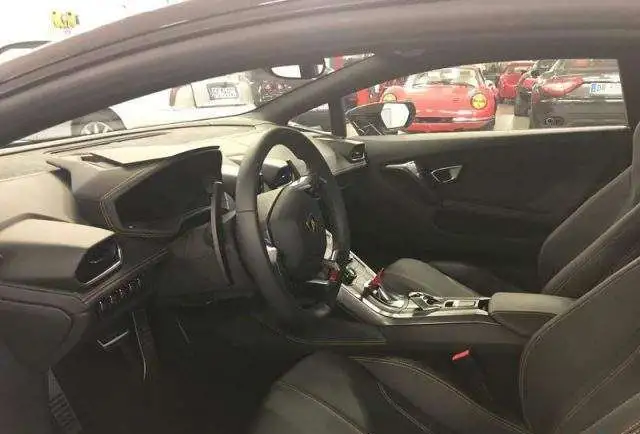 Lamborghini LAMBORGHINI Huracn 5.2 V10 LP 610-4 Coup 2016 года выпуска, фотография 4