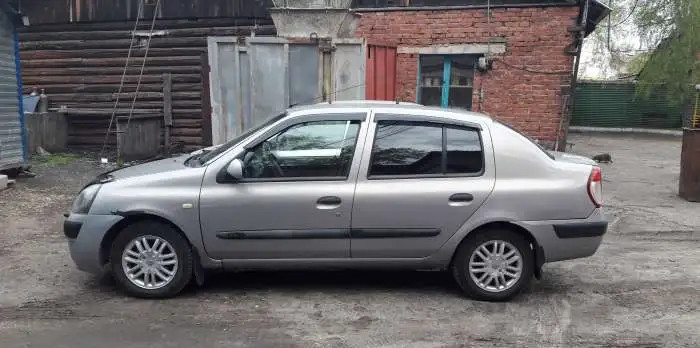 СРОЧНО продам Renault Symbol, седан, 2006 г.в., фотография 3