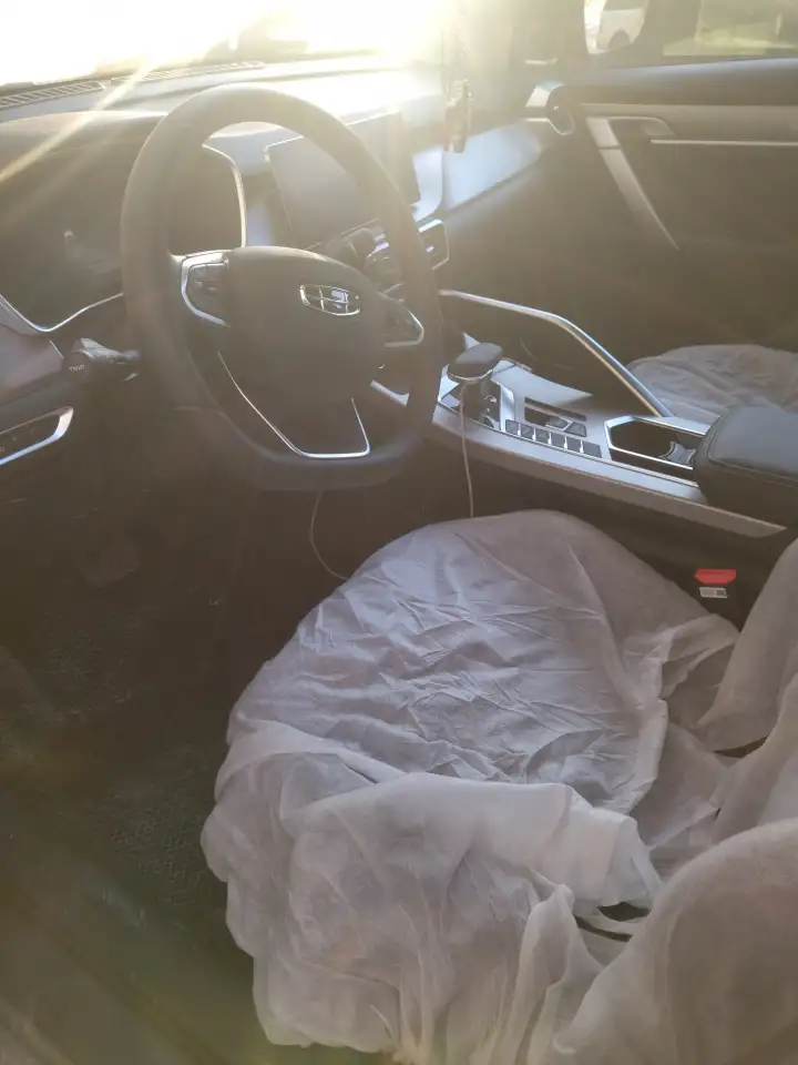 Продажа авто Geely Coolray, фотография 5