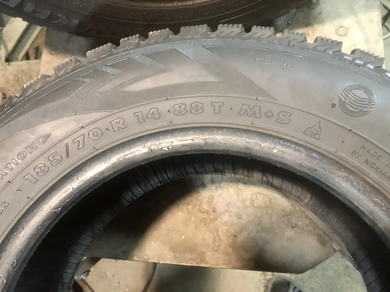 Шина бу Nokian Hakkapeliitta 4 R14, фотография 8