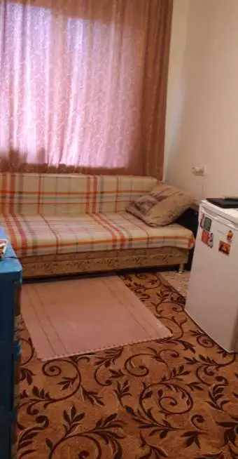 Продам недорогую комнату на Северо-Западе, ул.Захаренко, д.2, фотография 1