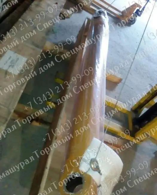 Гидроцилиндр ковша 31Q8-60110 для экскаватора Hyundai R290LC-9, фотография 1