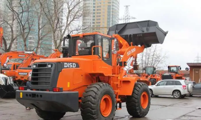 Фронтальный погрузчик DISD SD300 в Самаре от официального представителя завода в РФ, фотография 3