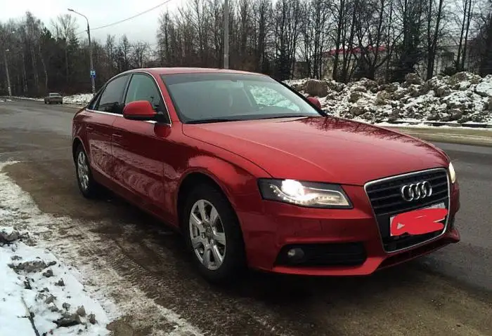 Audi A4 2009 год, фотография 2