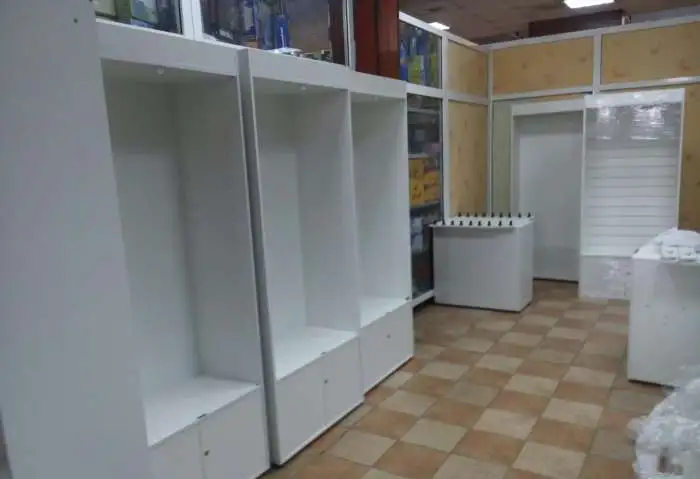 Витрины, прилавки, стеллажи, стойки, офисная мебель в наличии, фотография 6