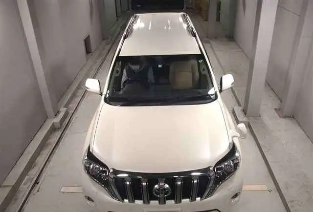Toyota Land Cruiser Prado, фотография 3