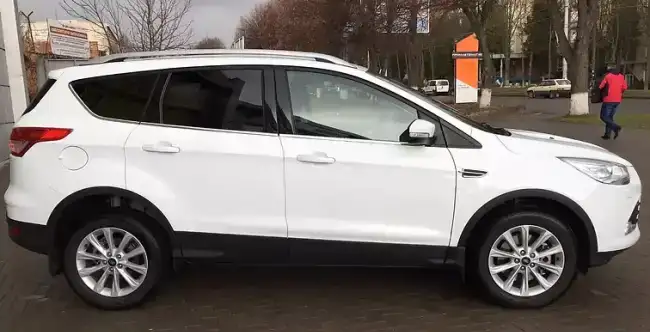 Ford Kuga, фотография 1