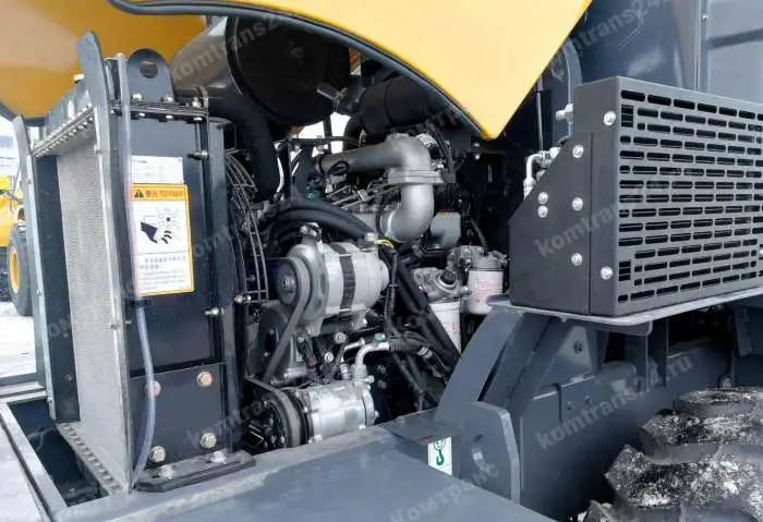 фронтальный погрузчик XCMG LW180FV, фотография 8