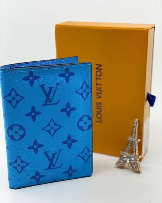 обложка на паспорт LOUIS VUITTON, фотография 5
