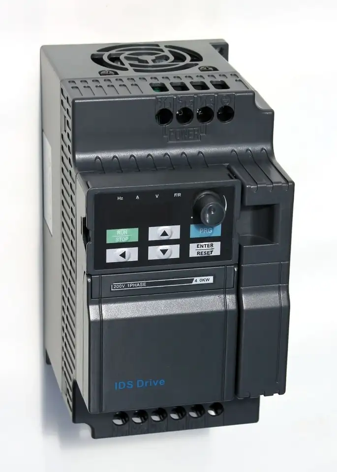 Преобразователь частоты ids-drive e402t4bp/e552t4bg-vector, фотография 1