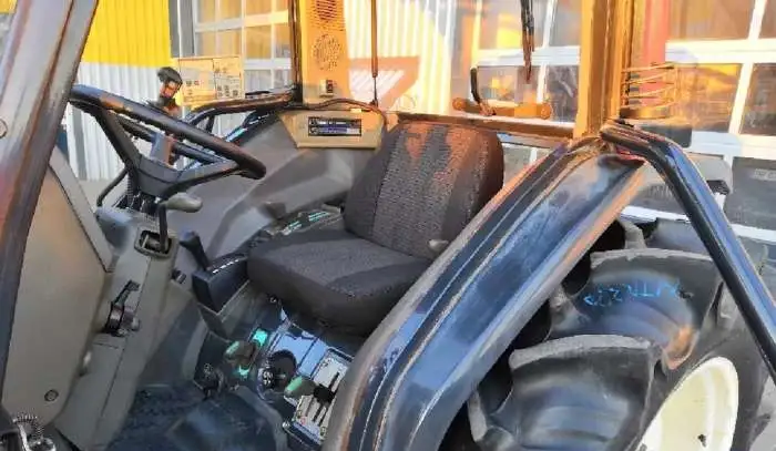 Японский Минитрактор Yanmar AF 330 с Фронтальным погрузчиком., фотография 3