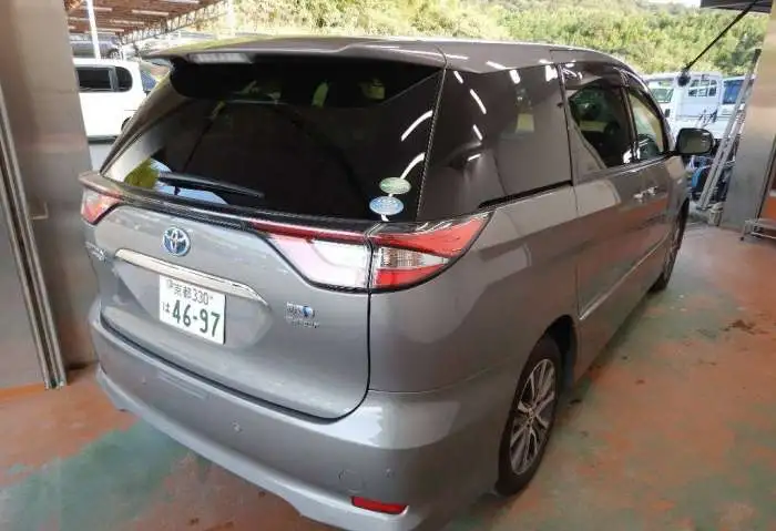 Продажа автомобилей Toyota Estima, фотография 2