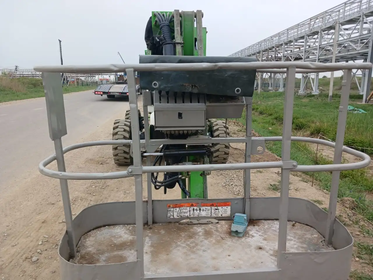 коленчатый подъемник Nifty lift HR17D, фотография 4