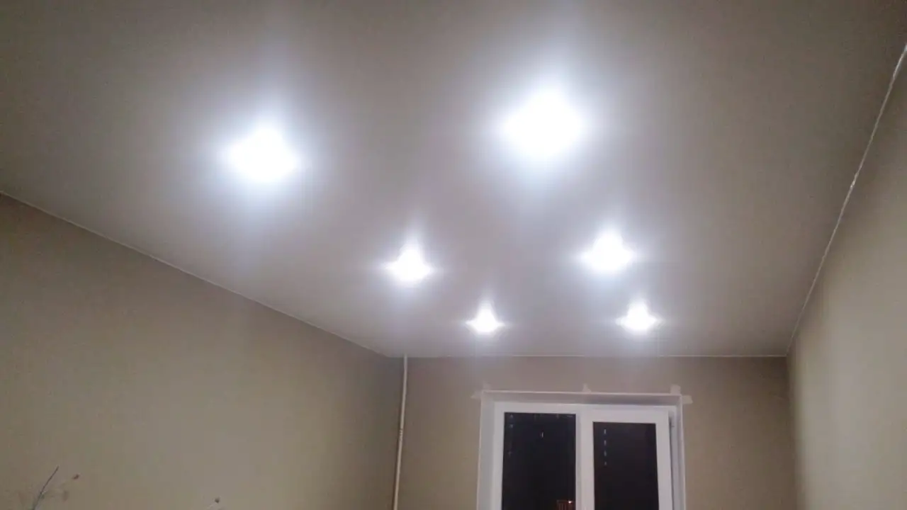 Натяжные потолки 150 рубм2. Частный мастер., фотография 19