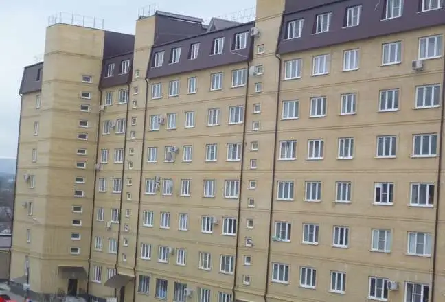 Продается квартира в элитном доме район курортной зоны г. Ессентуки, ул. Октябрьская 337, с новым ремонтом, общая площад, 130,00 м², 8 эт., Кур. зона, Октябрьская 337, фотография 5