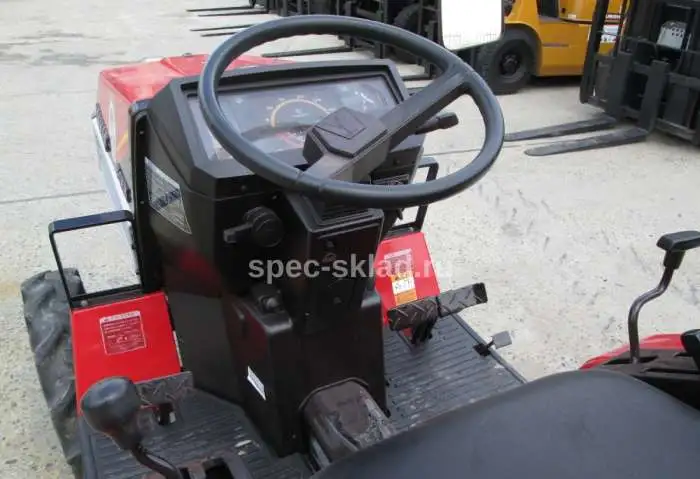 Японский мини трактор YANMAR F155D, фотография 2