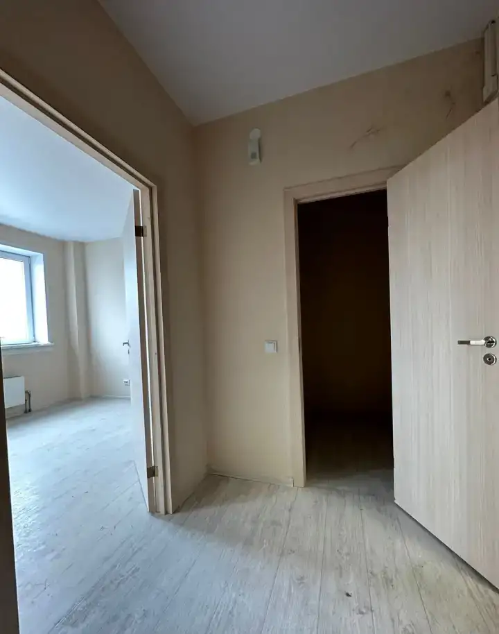 Квартира-студия, Закаменский микрорайон,12, 34,00 м², 2 эт., Березовая роща м.,, Закаменский микрорайон,12, фотография 9