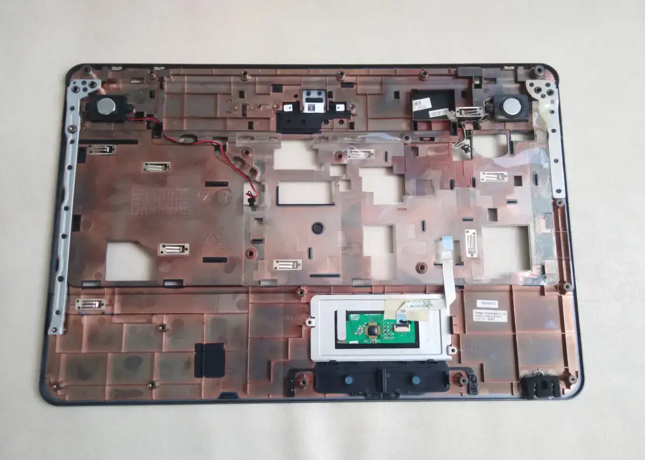 Acer Aspire Верхняя часть в сборе  AP06S0005000, фотография 3