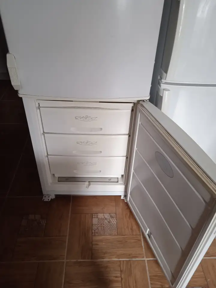 продам холодильник Бирюса 226С-3, фотография 3