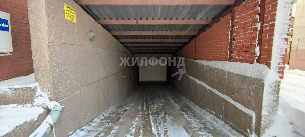 Продается место на закрытой стоянке, 17 м2, фотография 2