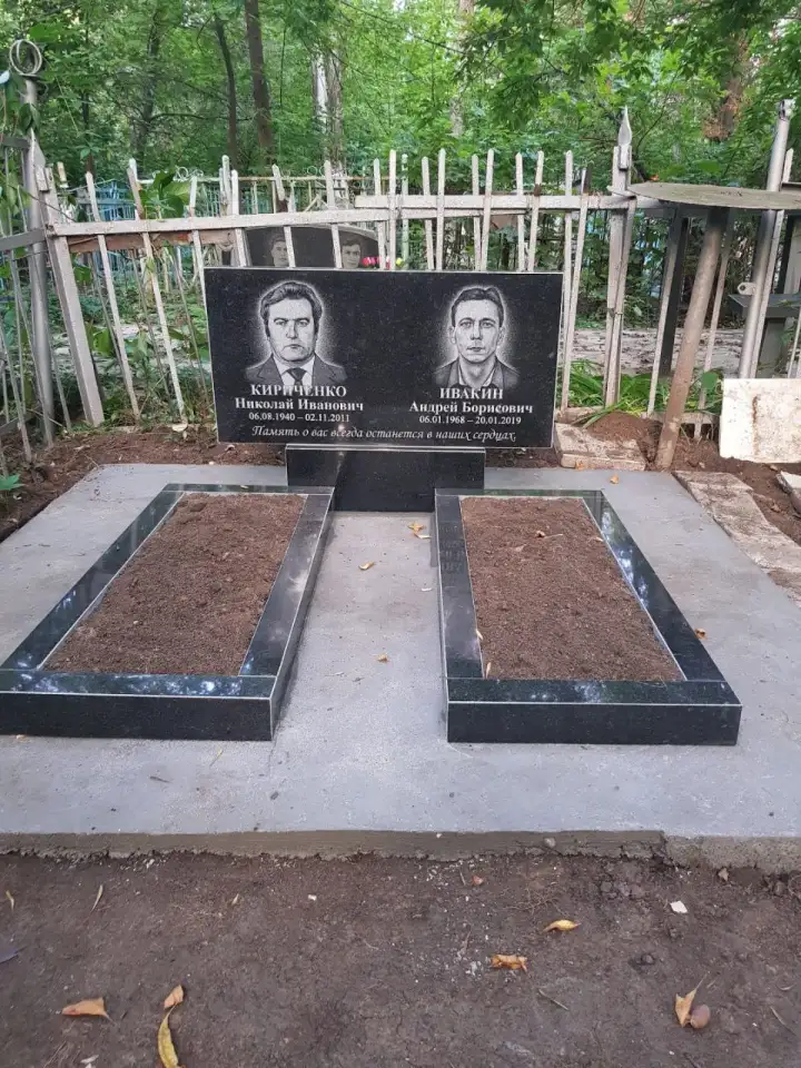 Памятники из гранита габбро диабаз, фотография 1