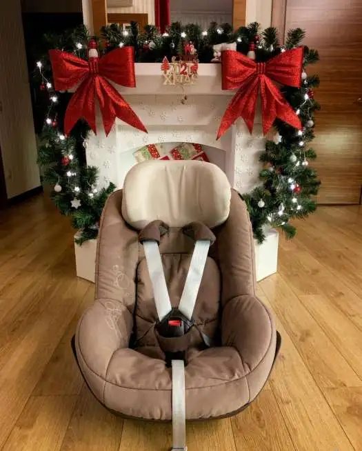 Комплект автокресел Max-Cosi + база, фотография 7