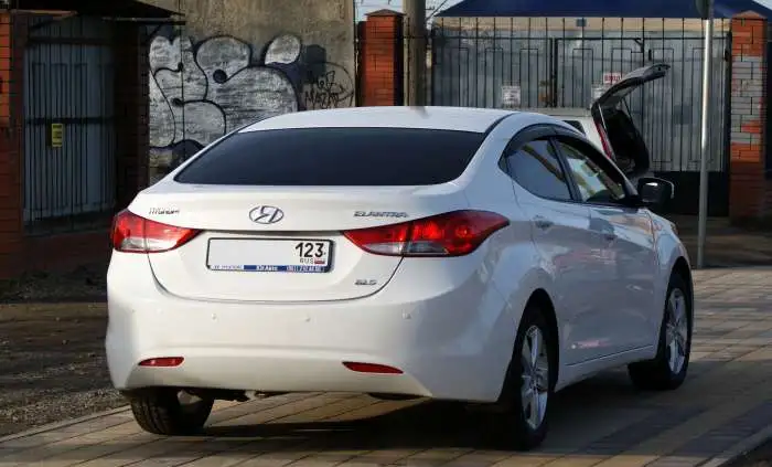 Hyundai Elantra, 2013 года, 1,8 АКПП, фотография 5